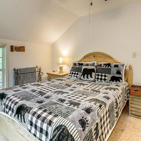 Bryson City Cottage With Hot Tub And Waterfall Views! Buitenkant foto