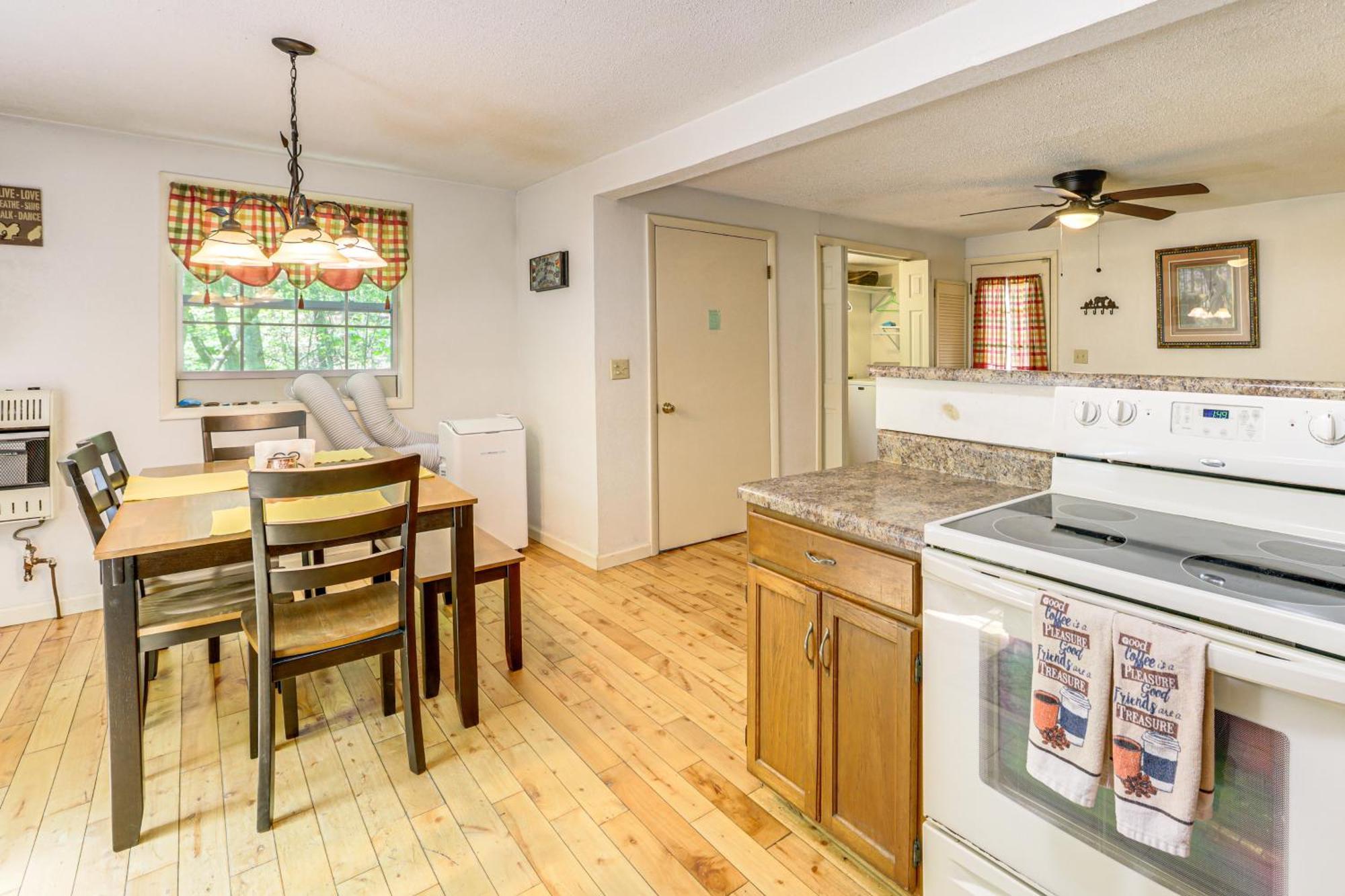Bryson City Cottage With Hot Tub And Waterfall Views! Buitenkant foto