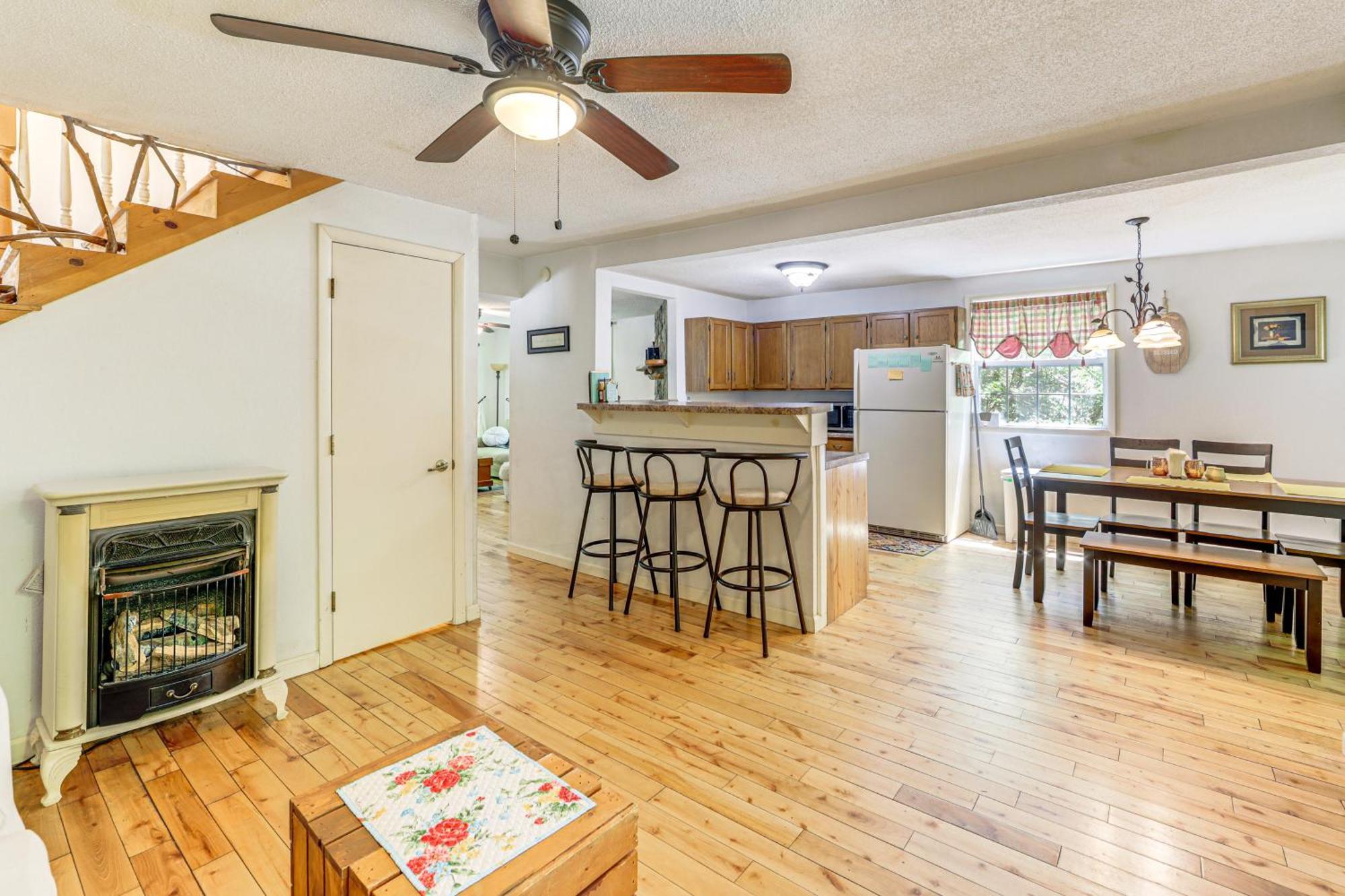 Bryson City Cottage With Hot Tub And Waterfall Views! Buitenkant foto